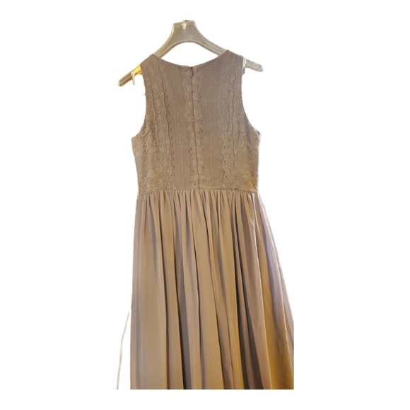 Gianni Bini Maxi GOWN with chiffon skirt. Lilac color, size 6. - Picture 5 of 9